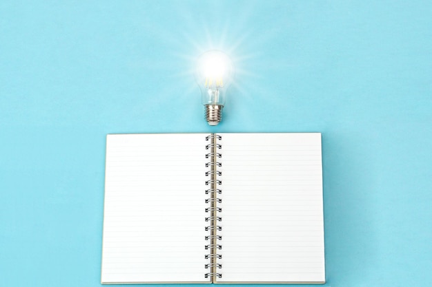 书的英语book的读音是什么？